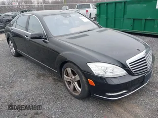 2010 Mercedes-Benz S 550 with VIN WDDNG8GB7AA329979, listed as a IAAI auction lot 41783705 with 124,126 mi miles and . Bid and sale history available at DreamBid. Image 1.