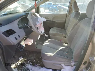 2014 Toyota Sienna L with VIN 5TDZK3DC7ES524046, listed as a Copart auction lot 44012975 with 0 mi miles and Salvage Title. Bid and sale history available at carsss.com. Image 7.