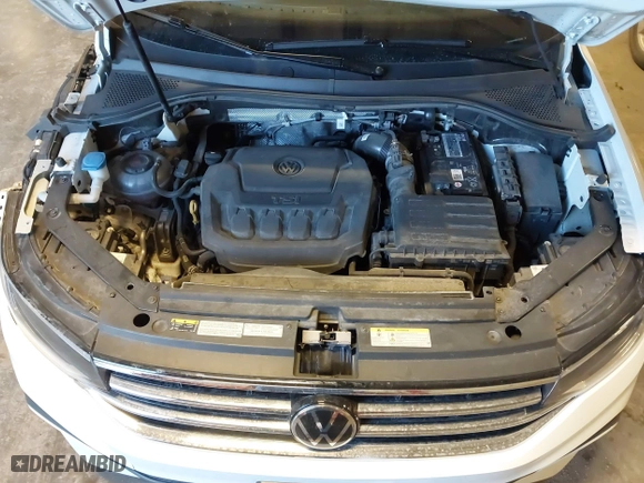 2022 Volkswagen Tiguan SE with VIN 3VV2B7AX4NM077645, listed as a IAAI auction lot 41441603 with 31,782 mi miles. Bid and sale history available at carsss.com. Image 10.