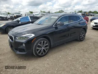 2020 BMW X2 sDrive28i z VIN WBXYH9C08L5P15954, wystawiony jako Copart lot #55575535 z przebiegiem 50 965 mil mil oraz Szkoda całkowita • Salvage title. Historia ofert i sprzedaży dostępna na DreamBid. Obrazek 1.