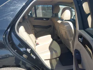2013 Mercedes-Benz M-Class ML 350 with VIN 4JGDA5HB6DA183773, listed as a IAAI auction lot 41843086 with 139,302 mi miles. Bid and sale history available at carsss.com. Image 8.