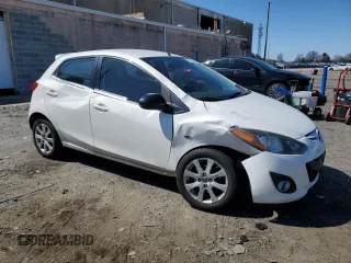 2013 Mazda 2 Touring z VIN JM1DE1LY5D0160472, wystawiony jako Copart lot #50191085 z przebiegiem 116 911 mil mil oraz Czysty tytuł • Clean title. Historia ofert i sprzedaży dostępna na DreamBid. Obrazek 4.
