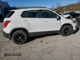 2016 Chevrolet Trax LS with VIN 3GNCJNSB4GL255454, listed as a Copart auction lot 83700934 with 67,092 mi miles and Salvage Title. Bid and sale history available at carsss.com. Image 3.
