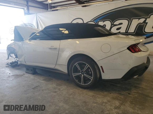 2024 Ford Mustang EcoBoost z VIN 1FAGP8UH6R5121095, wystawiony jako Copart lot #53494795 z przebiegiem 23 521 mil mil oraz Nie do naprawy • Non repairable. Historia ofert i sprzedaży dostępna na DreamBid. Obrazek 2.