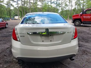 2009 Lincoln MKS с VIN 1LNHM93R09G612219, выставлен на аукционе IAAI как лот 42265639 с пробегом 203 651 миль миль и . История ставок и продаж доступна на DreamBid. Изображение 17.
