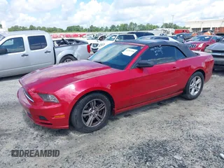 2013 Ford Mustang V6 with VIN 1ZVBP8EM6D5281421, listed as a IAAI auction lot 42387458 with 212,759 mi miles and . Bid and sale history available at DreamBid. Image 17.