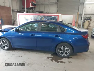 2020 Kia Forte LXS z VIN 3KPF24AD3LE225442, wystawiony jako IAAI lot #42012475 z przebiegiem 43 686 mil mil oraz . Historia ofert i sprzedaży dostępna na DreamBid. Obrazek 14.