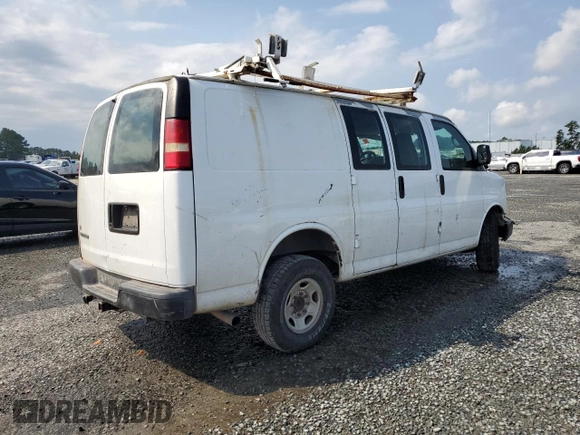 2007 Chevrolet Express Cargo z VIN 1GCHG35U871114506, wystawiony jako Copart lot #72678544 z przebiegiem 272 970 mil mil oraz Szkoda całkowita • Salvage title. Historia ofert i sprzedaży dostępna na DreamBid. Obrazek 3.