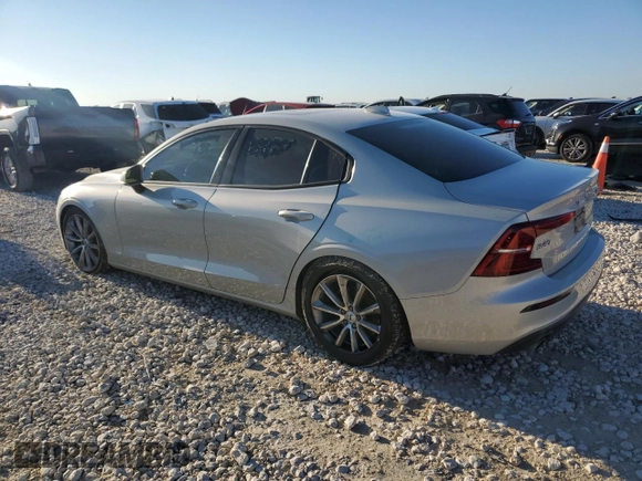 2019 Volvo S60 Momentum with VIN 7JR102FK3KG002359, listed as a Copart auction lot 44959525 with 67,493 mi miles and Salvage Title. Bid and sale history available at carsss.com. Image 2.