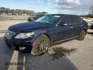 2010 Lexus LS 460 z VIN JTHCL5EF5A5008760, wystawiony jako Copart lot #86811184 z przebiegiem 141 508 mil mil oraz Szkoda całkowita • Salvage title. Historia ofert i sprzedaży dostępna na DreamBid. Obrazek 1.