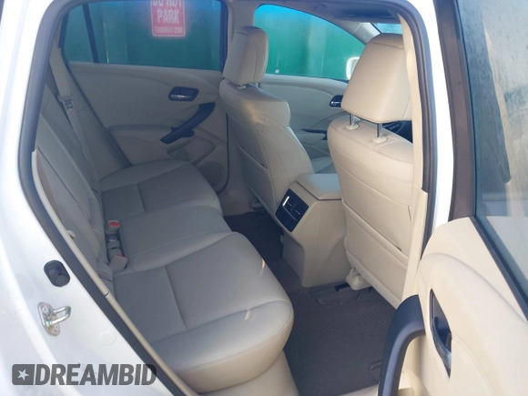 2017 Acura RDX w/Technology Pkg with VIN 5J8TB3H53HL020506, listed as a IAAI auction lot 41908609 with 133,567 mi miles. Bid and sale history available at carsss.com. Image 8.