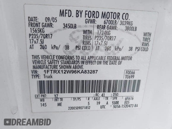 2006 Ford F-150 STX with VIN 1FTRX12W96KA83287, listed as a IAAI auction lot 41762440 with 235,373 mi miles. Bid and sale history available at carsss.com. Image 9.