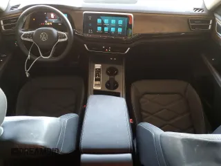 2024 Volkswagen Atlas SE z VIN 1V2LR2CA9RC596027, wystawiony jako Copart lot #46143305 z przebiegiem 12 265 mil mil oraz Szkoda całkowita • Salvage title. Historia ofert i sprzedaży dostępna na DreamBid. Obrazek 8.