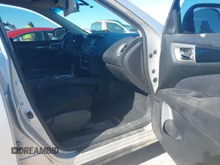 2013 Nissan Pathfinder SV with VIN 5N1AR2MM3DC684884, listed as a IAAI auction lot 41358063 with 151,959 mi miles. Bid and sale history available at carsss.com. Image 5.