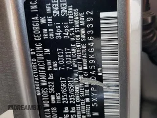 2019 Kia Sorento LX z VIN 5XYPGDA59KG463392, wystawiony jako Copart lot #54970245 z przebiegiem 99 576 mil mil oraz Szkoda całkowita • Salvage title. Historia ofert i sprzedaży dostępna na DreamBid. Obrazek 13.