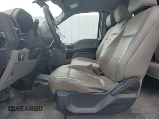 2020 Ford F-150 XL z VIN 1FTFX1E5XLFC07433, wystawiony jako Copart lot #46098085 z przebiegiem 170 835 mil mil oraz Czysty tytuł • Clean title. Historia ofert i sprzedaży dostępna na DreamBid. Obrazek 7.