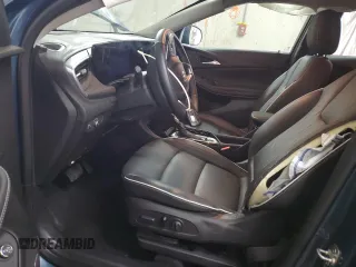 2024 Buick Encore GX Avenir с VIN KL4AMGSL2RB057630, выставлен на аукционе Copart как лот 89081825 с пробегом 6 096 миль миль и Списание • Salvage title. История ставок и продаж доступна на DreamBid. Изображение 7.