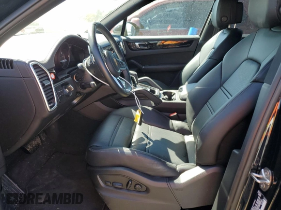 2022 Porsche Cayenne with VIN WP1AA2AY5NDA04335, listed as a Copart auction lot 57320915 with 7,017 mi miles and Salvage title. Bid and sale history available at DreamBid. Image 7.