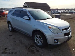 2012 Chevrolet Equinox LT w/2LT with VIN 2GNFLPE58C6310933, listed as a IAAI auction lot 41602733 with 271,815 mi miles. Bid and sale history available at carsss.com. Image 1.