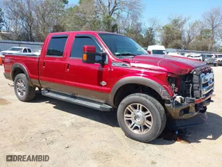 2015 Ford Super Duty F-250 SRW Lariat with VIN 1FT7W2BT5FED40059, listed as a IAAI auction lot 41762002 with 117,036 mi miles. Bid and sale history available at carsss.com. Image 1.