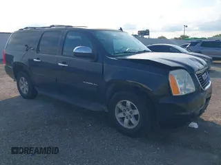2014 GMC Yukon XL SLT z VIN 1GKS1KE03ER100689, wystawiony jako IAAI lot #42362858 z przebiegiem 159 051 mil mil oraz . Historia ofert i sprzedaży dostępna na DreamBid. Obrazek 1.
