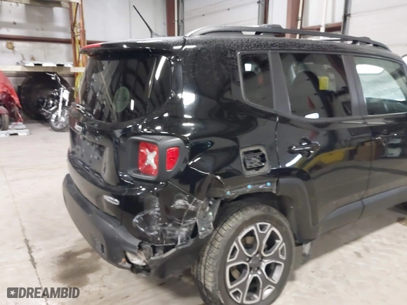 2017 Jeep Renegade Latitude with VIN ZACCJBBB4HPF10815, listed as a IAAI auction lot 41504957 with 192,076 mi miles. Bid and sale history available at carsss.com. Image 6.
