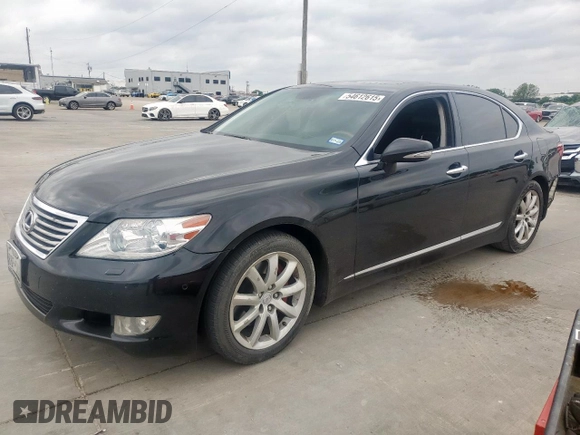 2012 Lexus LS 460 z VIN JTHBL5EFXC5111591, wystawiony jako Copart lot #54612615 z przebiegiem 273 050 mil mil oraz Szkoda całkowita • Salvage title. Historia ofert i sprzedaży dostępna na DreamBid. Obrazek 1.