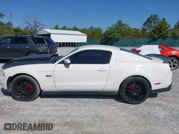 2011 Ford Mustang GT with VIN 1ZVBP8CF4B5164941, listed as a IAAI auction lot 41989989 with 95,322 mi miles. Bid and sale history available at carsss.com. Image 14.