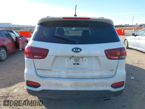 2020 Kia Sorento LX V6 with VIN 5XYPG4A59LG661617, listed as a IAAI auction lot 41279414 with 148,845 mi miles. Bid and sale history available at carsss.com. Image 16.