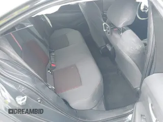 2024 Toyota Corolla SE z VIN JTDP4MCE9R3522624, wystawiony jako IAAI lot #40741101 z przebiegiem 4231 mil mil oraz . Historia ofert i sprzedaży dostępna na DreamBid. Obrazek 8.