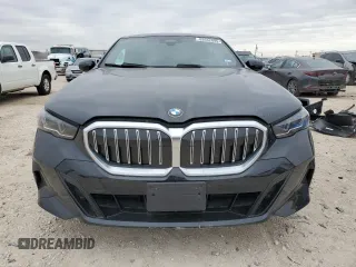 2024 BMW 5 Series 530i with VIN WBA43FJ0XRCR73485, listed as a Copart auction lot 88662895 with 9,405 mi miles and Salvage Title. Bid and sale history available at carsss.com. Image 5.