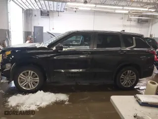 2024 Mitsubishi Outlander ES with VIN JA4J4UA86RZ004349, listed as a IAAI auction lot 41503384 with 11,792 mi miles. Bid and sale history available at carsss.com. Image 15.
