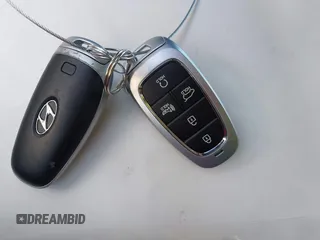 2023 Hyundai Tucson SEL z VIN 5NMJBCAE7PH239761, wystawiony jako IAAI lot #42159276 z przebiegiem 24 400 mil mil oraz . Historia ofert i sprzedaży dostępna na DreamBid. Obrazek 11.