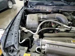 2021 Ram 1500 SLT z VIN 1C6RR7GT7MS514094, wystawiony jako Copart lot #71268505 z przebiegiem 54 657 mil mil oraz Szkoda całkowita • Salvage title. Historia ofert i sprzedaży dostępna na DreamBid. Obrazek 16.