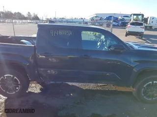 2024 Toyota Tacoma 4WD SR5 with VIN 3TMLB5JN9RM040490, listed as a IAAI auction lot 41480152 with 10,490 mi miles. Bid and sale history available at carsss.com. Image 13.