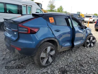 2022 Volvo C40 Recharge Pure Electric Ultimate with VIN YV4ED3GB6N2004338, listed as a Copart auction lot 58484854 with 0 mi miles and Non Repairable. Bid and sale history available at carsss.com. Image 3.