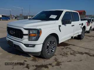 2023 Ford F-150 XL z VIN 1FTEW1CPXPKF87647, wystawiony jako IAAI lot #41486870 z przebiegiem 23 609 mil mil oraz . Historia ofert i sprzedaży dostępna na DreamBid. Obrazek 2.