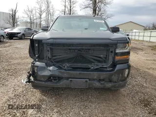 2018 Chevrolet Silverado 1500 LT with VIN 2GCVKREC4J1108974, listed as a Copart auction lot 52732225 with 117,626 mi miles and Salvage Title. Bid and sale history available at DreamBid. Image 5.