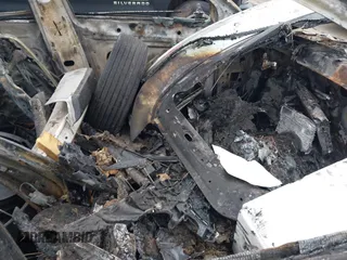 2024 Audi Q5 S line Premium z VIN WA1GAAFY9R2007121, wystawiony jako IAAI lot #41516916 z przebiegiem 15 mil mil oraz . Historia ofert i sprzedaży dostępna na DreamBid. Obrazek 5.