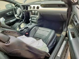 2020 Ford Mustang EcoBoost z VIN 1FATP8UH2L5119561, wystawiony jako Copart lot #51460985 z przebiegiem 55 579 mil mil oraz Szkoda całkowita • Salvage title. Historia ofert i sprzedaży dostępna na DreamBid. Obrazek 8.