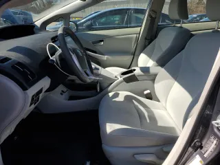 2013 Toyota Prius One with VIN JTDKN3DU8D5662863, listed as a Copart auction lot 48520015 with 87,596 mi miles and Clean Title. Bid and sale history available at DreamBid. Image 7.