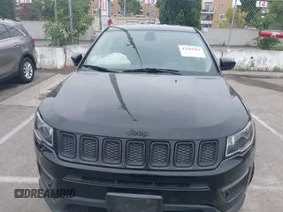 2018 Jeep Compass Sport z VIN 3C4NJCAB2JT250946, wystawiony jako IAAI lot #42444503 z przebiegiem 159 960 mil mil oraz . Historia ofert i sprzedaży dostępna na DreamBid. Obrazek 11.