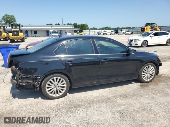 2011 Volkswagen Jetta SEL with VIN 3VWLX7AJ4BM038952, listed as a Copart auction lot 61902015 with 163,022 mi miles and Salvage title. Bid and sale history available at DreamBid. Image 3.