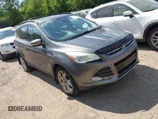 2013 Ford Escape SEL z VIN 1FMCU9H93DUA16485, wystawiony jako IAAI lot #42678588 z przebiegiem 184 968 mil mil oraz . Historia ofert i sprzedaży dostępna na DreamBid. Obrazek 1.