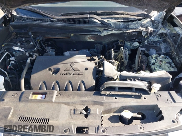 2020 Mitsubishi Outlander SE with VIN JA4AD3A32LZ023826, listed as a IAAI auction lot 42073015 with Not provided miles and . Bid and sale history available at DreamBid. Image 6.