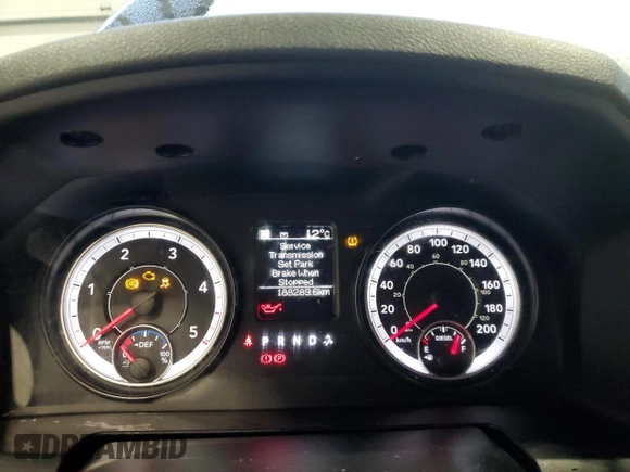 2016 Ram 1500 Tradesman z VIN 1C6RR7KM7GS285498, wystawiony jako Copart lot #81280764 z przebiegiem 188 289 mil mil oraz Szkoda całkowita • Salvage title. Historia ofert i sprzedaży dostępna na DreamBid. Obrazek 9.