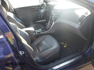 2014 Hyundai Sonata SE with VIN 5NPEC4AC6EH839254, listed as a IAAI auction lot 41531077 with 190,000 mi miles and . Bid and sale history available at DreamBid. Image 5.