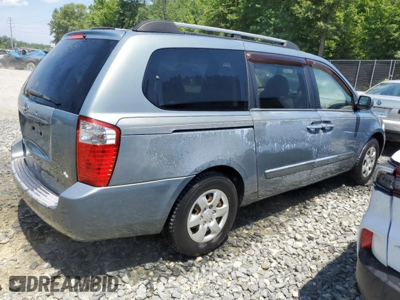 2008 Kia Sedona LX with VIN KNDMB233186248098, listed as a Copart auction lot 50061414 with 235,832 mi miles and Clean Title. Bid and sale history available at carsss.com. Image 3.