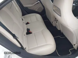 2018 Mercedes-Benz CLA 250 z VIN WDDSJ4EBXJN514990, wystawiony jako IAAI lot #42442189 z przebiegiem 120 236 mil mil oraz . Historia ofert i sprzedaży dostępna na DreamBid. Obrazek 8.