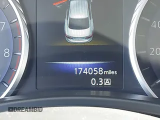 2017 Infiniti Q50 Premium z VIN JN1EV7AP5HM733602, wystawiony jako IAAI lot #42334405 z przebiegiem 174 058 mil mil oraz . Historia ofert i sprzedaży dostępna na DreamBid. Obrazek 15.